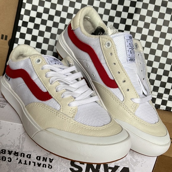 Vans Berle Sport Vtg White/Chili Pepper WMNS sneakers - Picture 7 of 16